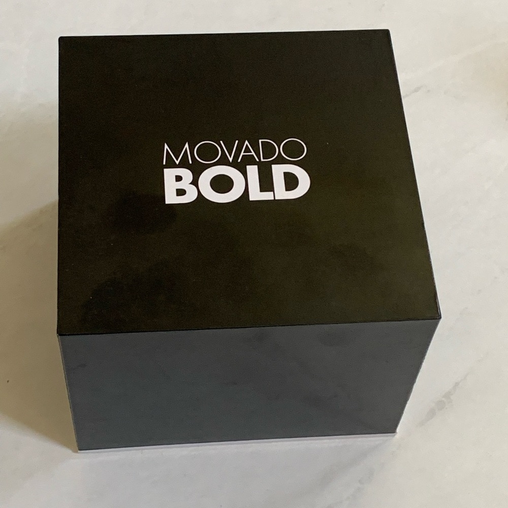 Movado BOLD Silver Watch 36mm - Picture 4 of 4